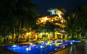 尼克萨酒店